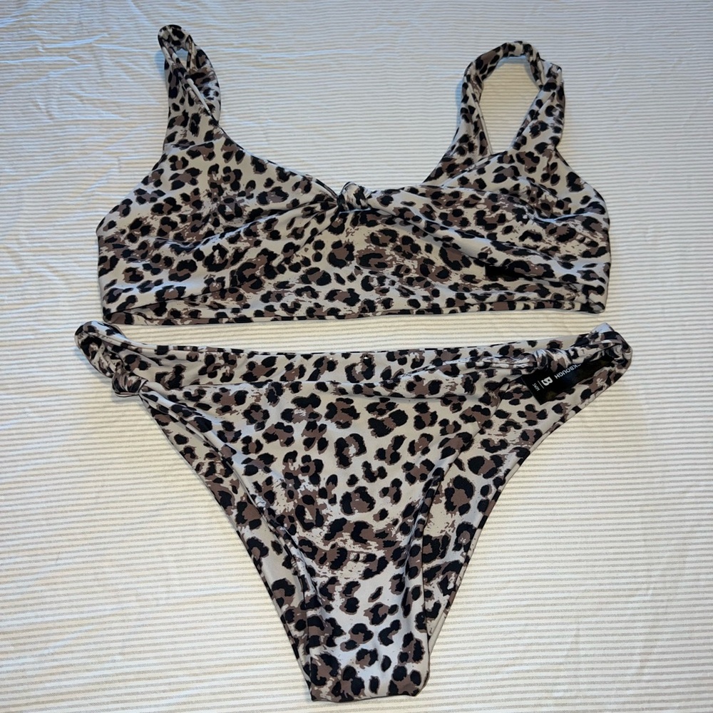 Blackbough Twisted Leopard Print Set - image 2